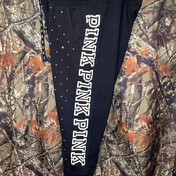 SOLD!!! 🖤🌸PINK sweatpants- PRICE FIRM🌸🖤 - Picture 3 of 5